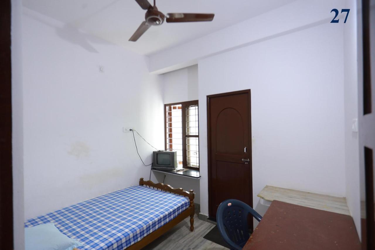 Arackal Tourist Home Tripunithura Eksteriør billede